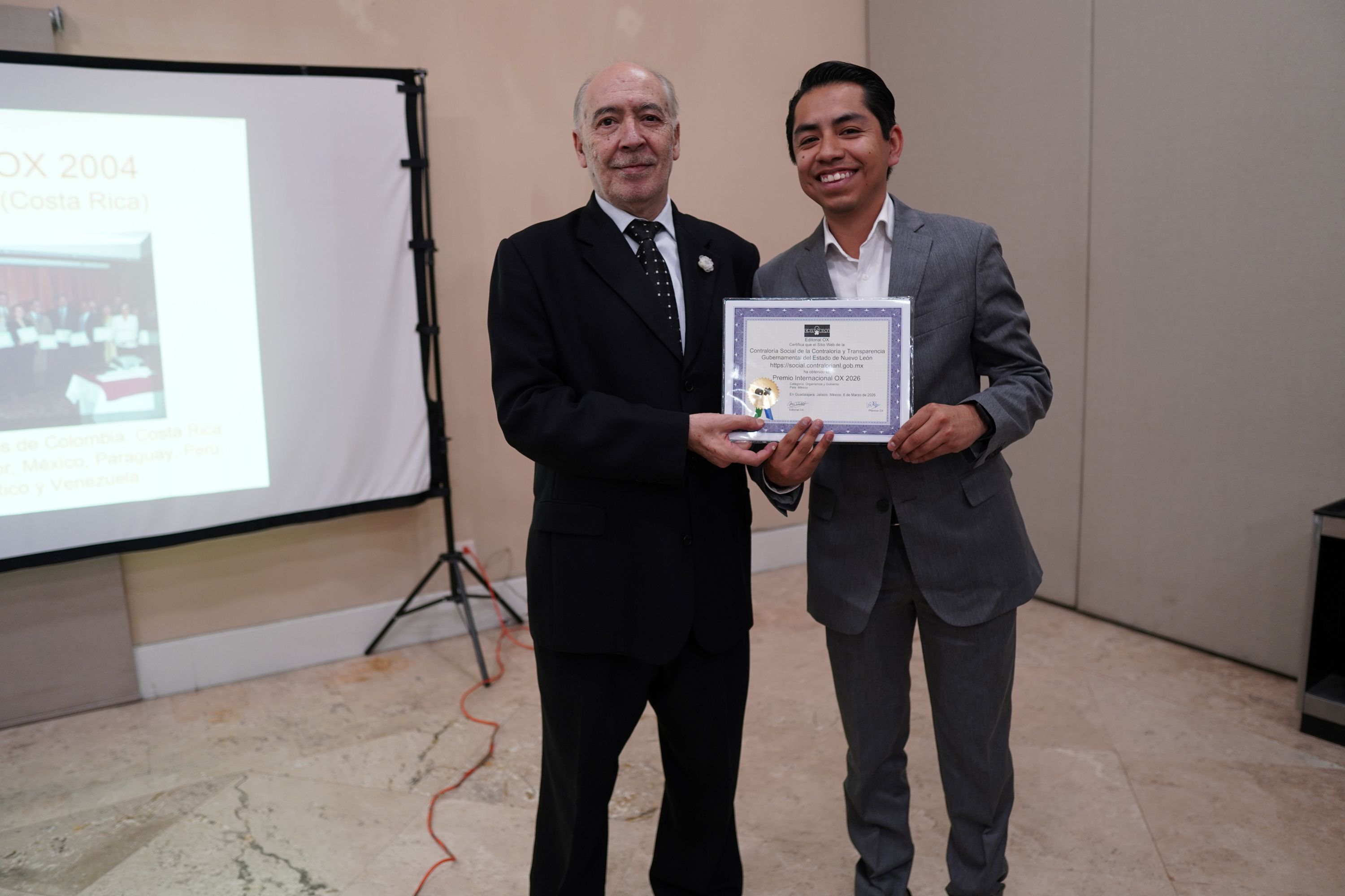 Contraloría Social de la Contraloría y Transparencia Gubernamental del Estado de Nuevo León